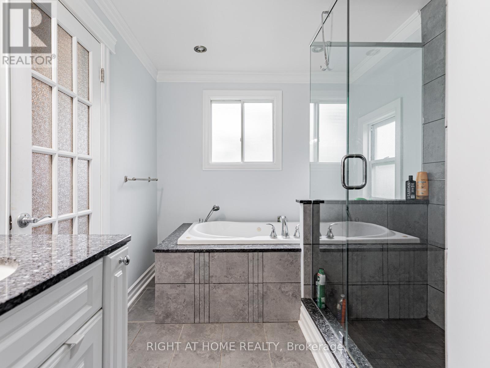 71 Satchell Boulevard, Toronto, Ontario  M1C 3B3 - Photo 17 - E12414079
