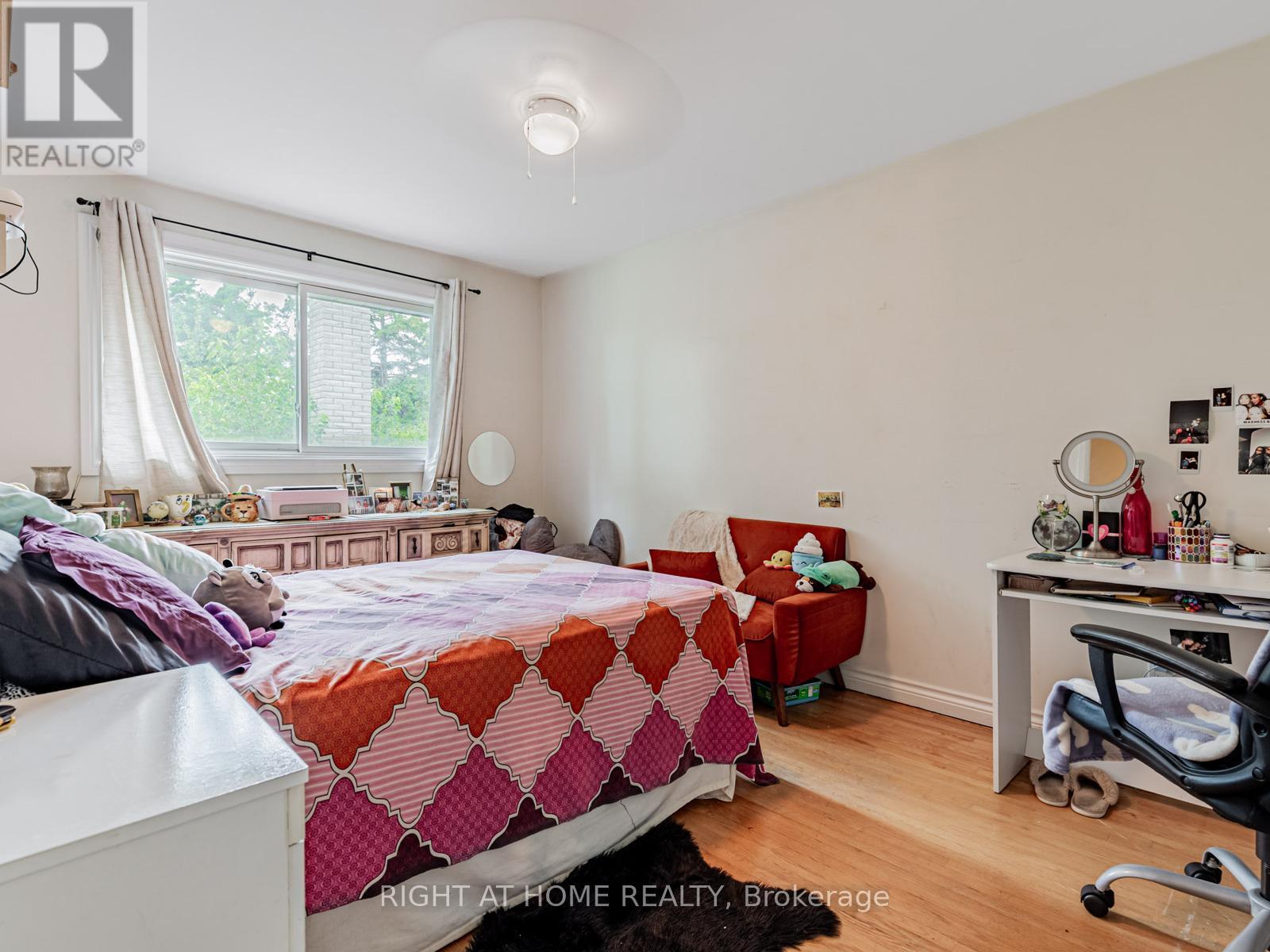 71 Satchell Boulevard, Toronto, Ontario  M1C 3B3 - Photo 21 - E12414079