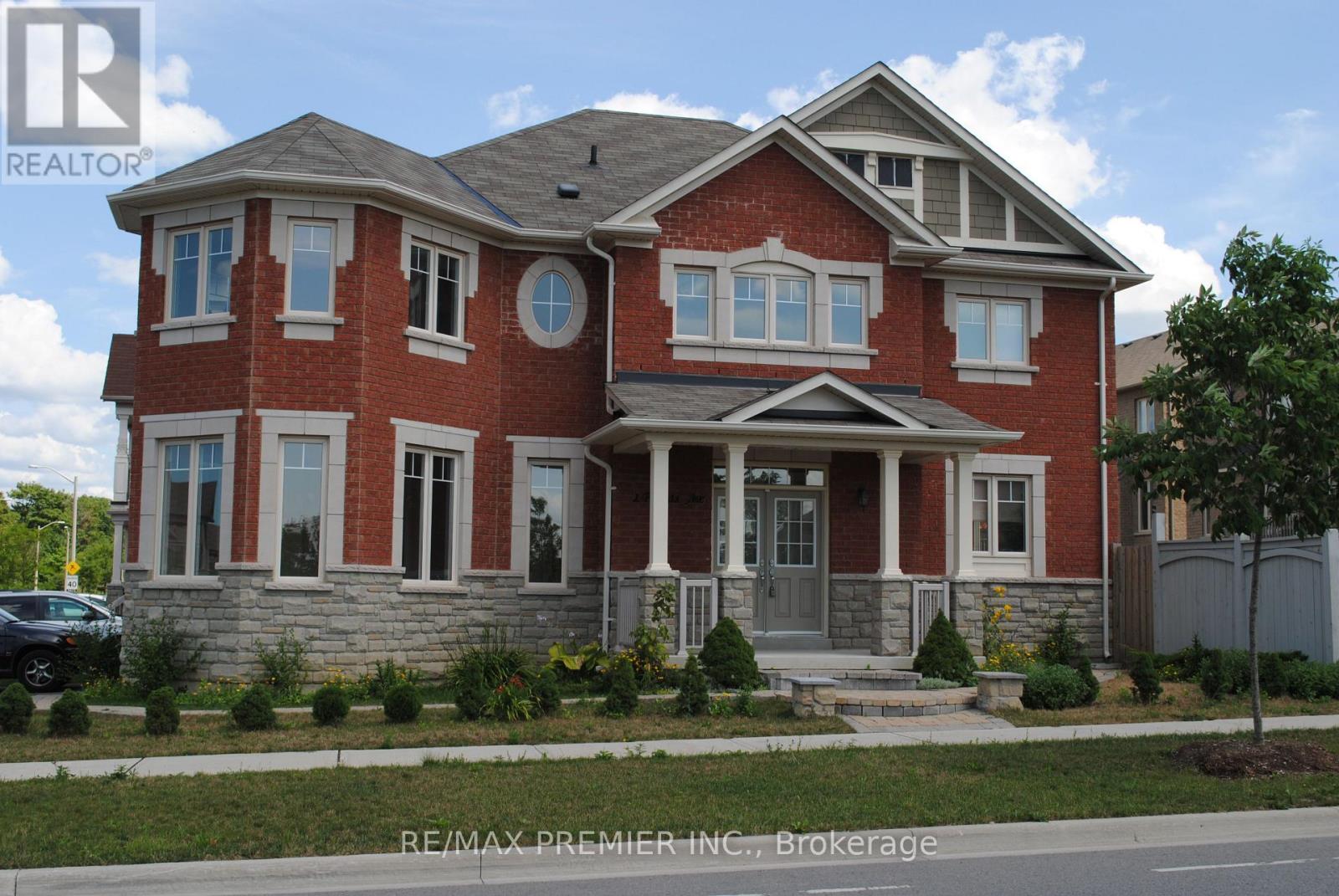 1 Poulias Avenue, Richmond Hill, Ontario  L4E 4X5 - Photo 1 - N12414078