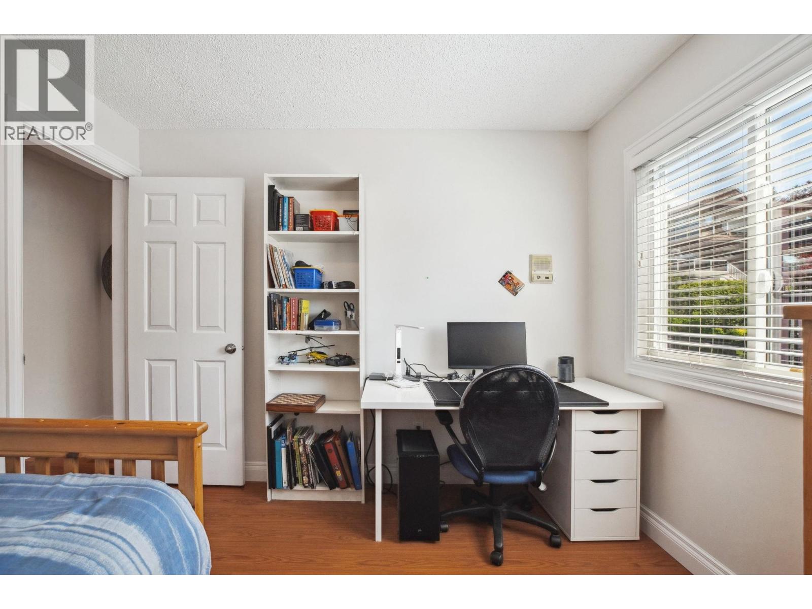 7347 Queenston Court, Burnaby, British Columbia  V5A 3M5 - Photo 17 - R3049482