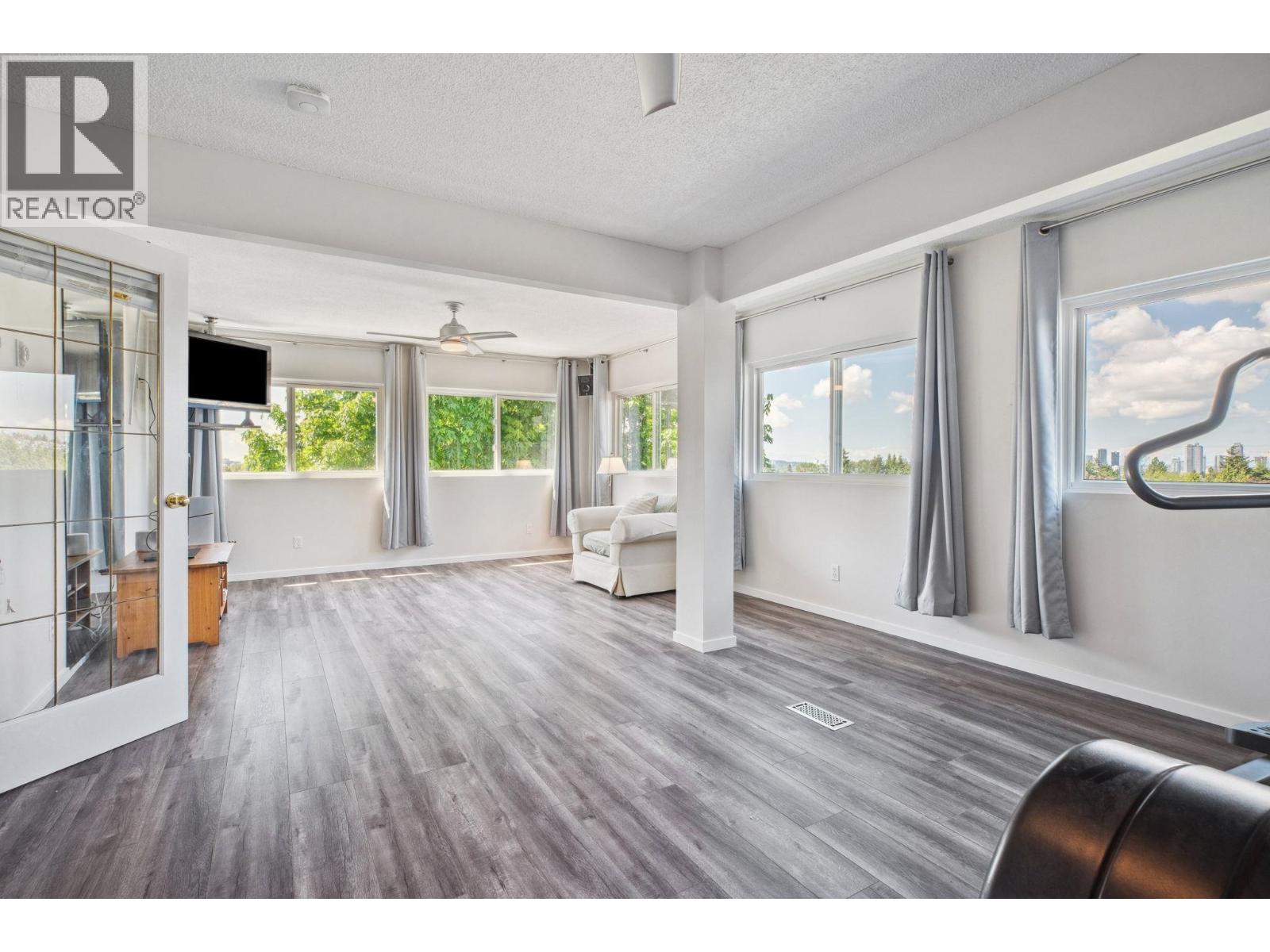 7347 Queenston Court, Burnaby, British Columbia  V5A 3M5 - Photo 18 - R3049482