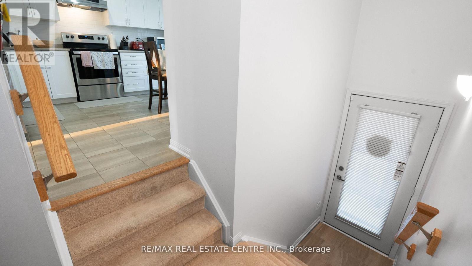 77 - 250 Sunny Meadow Boulevard, Brampton, Ontario  L6R 3Y7 - Photo 11 - W12414076
