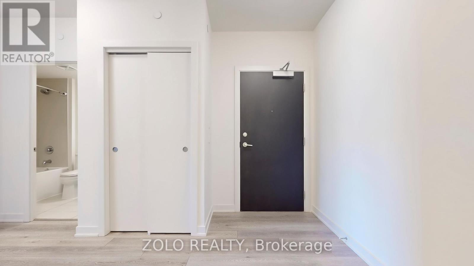 607 - 385 Winston Road N, Grimsby, Ontario  L3M 4E8 - Photo 10 - X12414089
