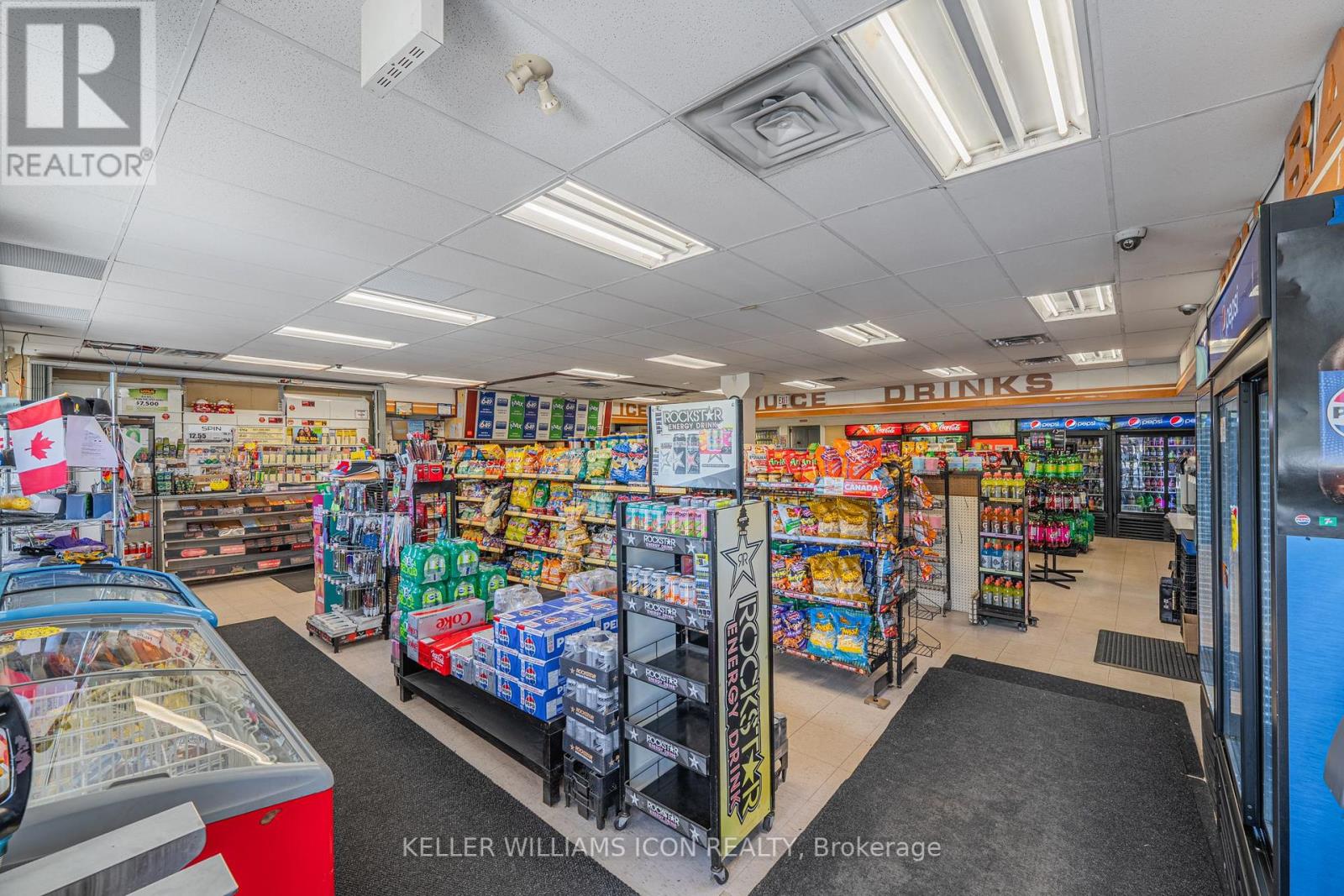 1665 Cyrville Road, Ottawa, Ontario  K1B 3L7 - Photo 3 - X12414124