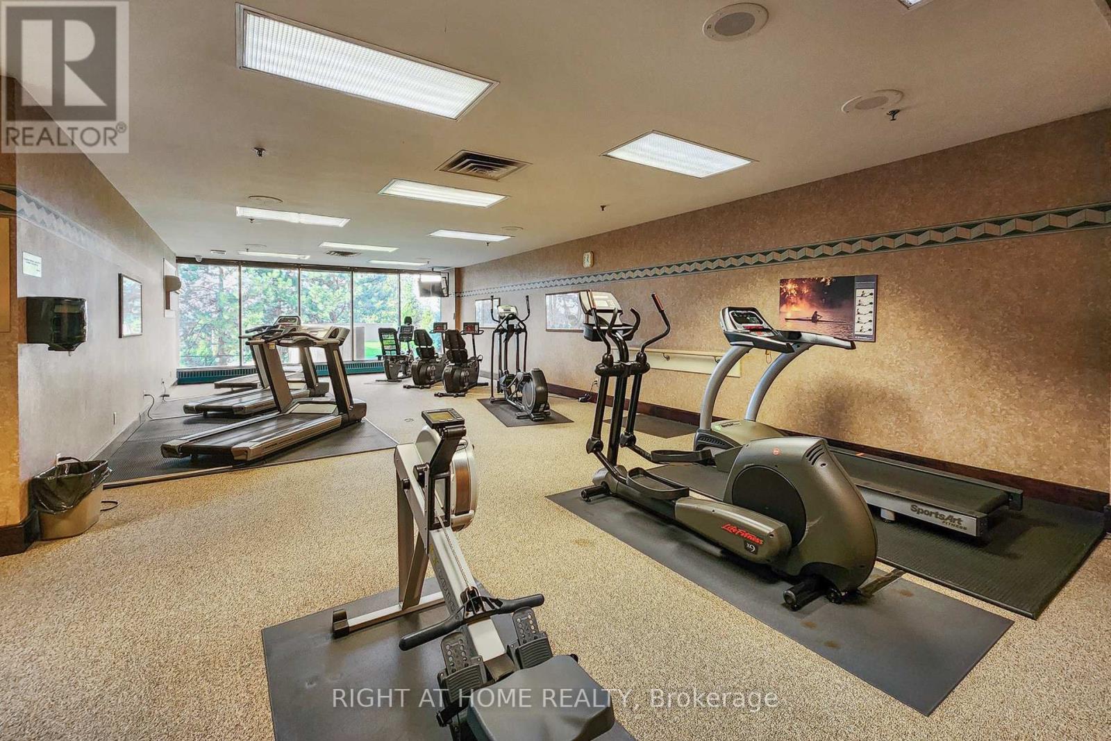 Ph1 - 85 Skymark Drive, Toronto (Hillcrest Village), Ontario  M2H 3P2 - Photo 46 - C12413055