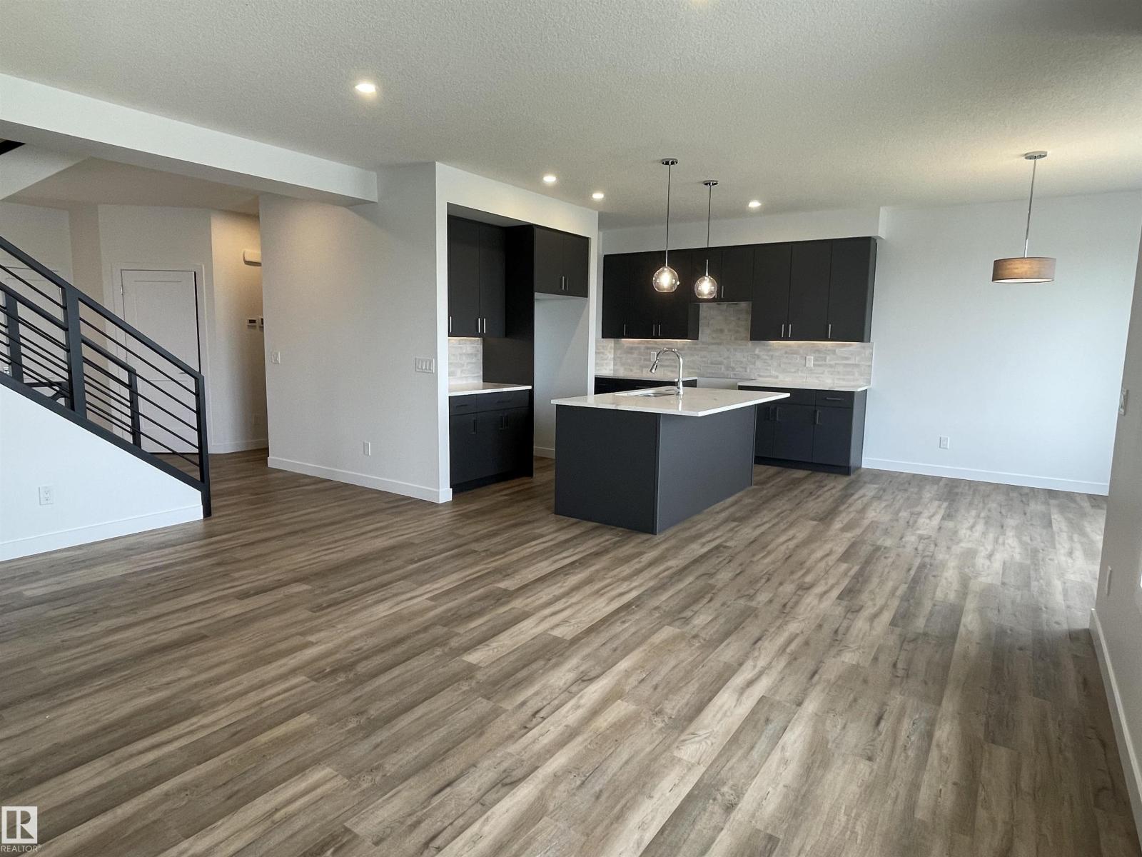 10226 92a Av, Morinville, Alberta  T8R 2R4 - Photo 15 - E4458486