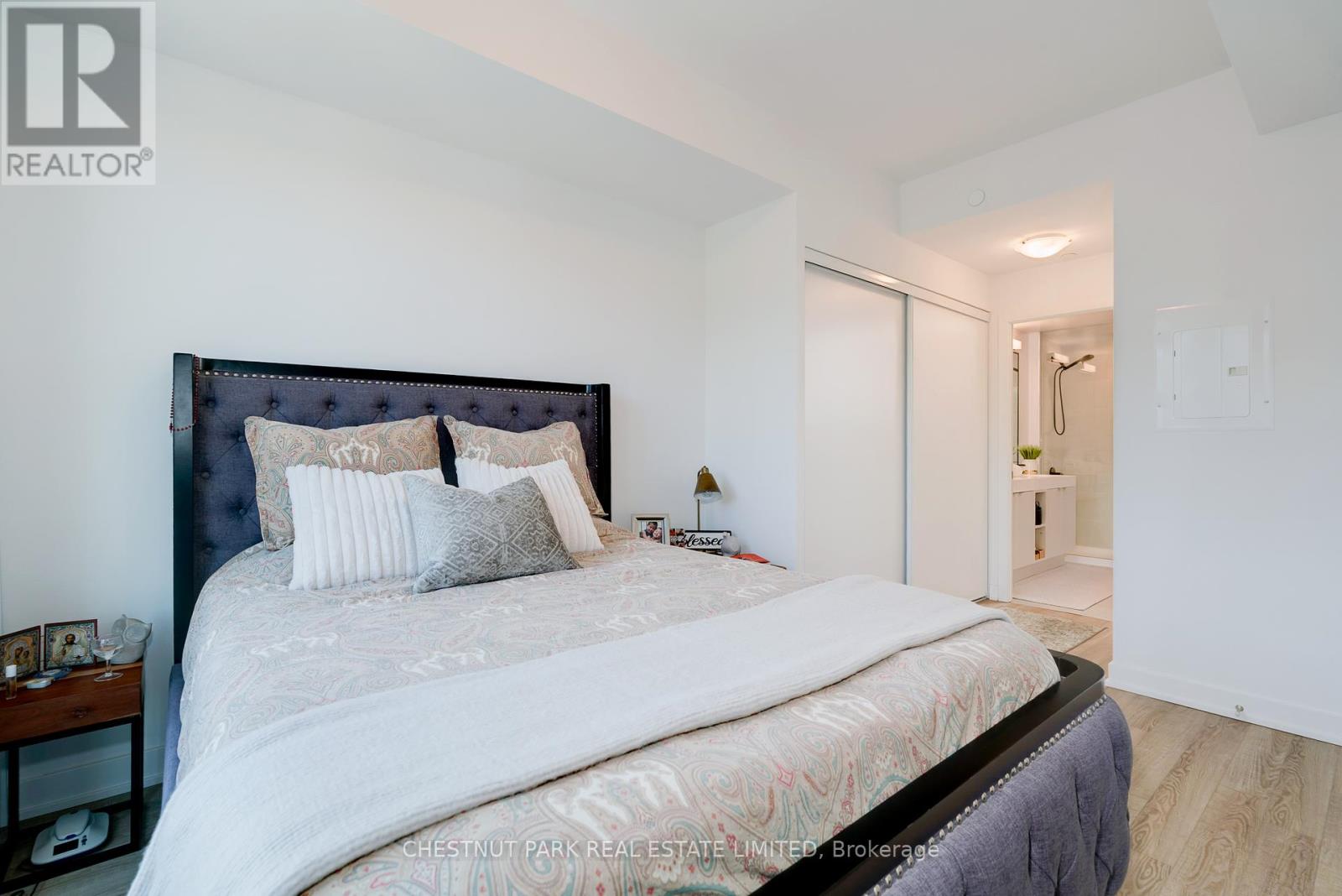 406 - 250 Lawrence Avenue W, Toronto, Ontario  M5M 1B1 - Photo 14 - C12414093