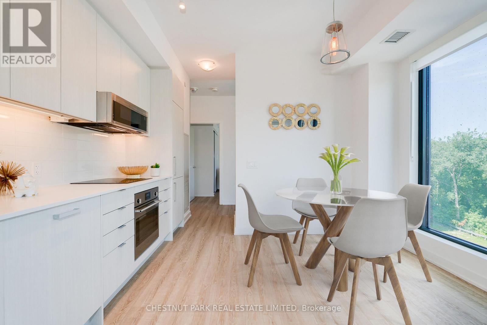 406 - 250 Lawrence Avenue W, Toronto, Ontario  M5M 1B1 - Photo 8 - C12414093