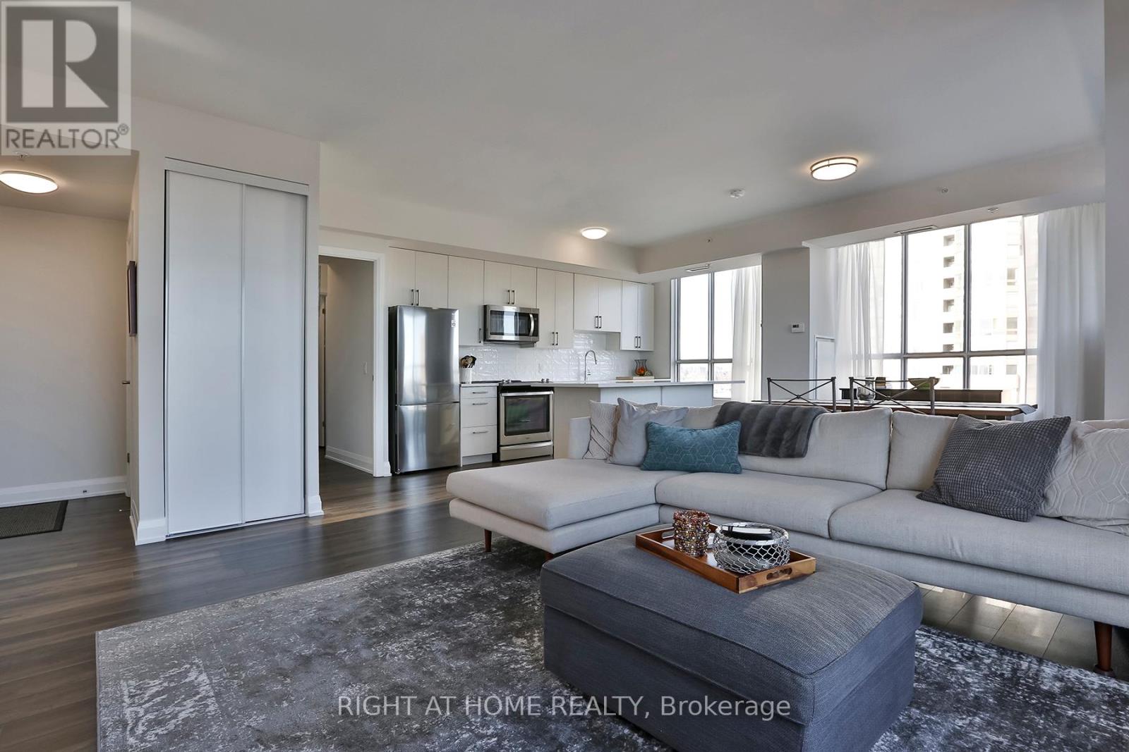 910 - 3655 Kingston Road, Toronto, Ontario  M1M 0E2 - Photo 4 - E12414117