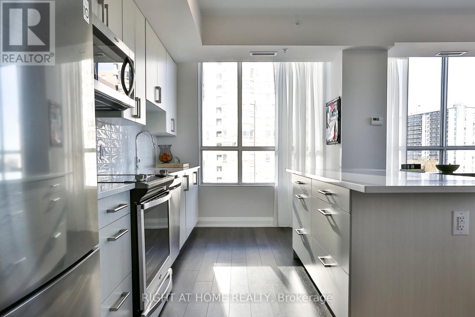 910 - 3655 Kingston Road, Toronto, Ontario  M1M 0E2 - Photo 9 - E12414117