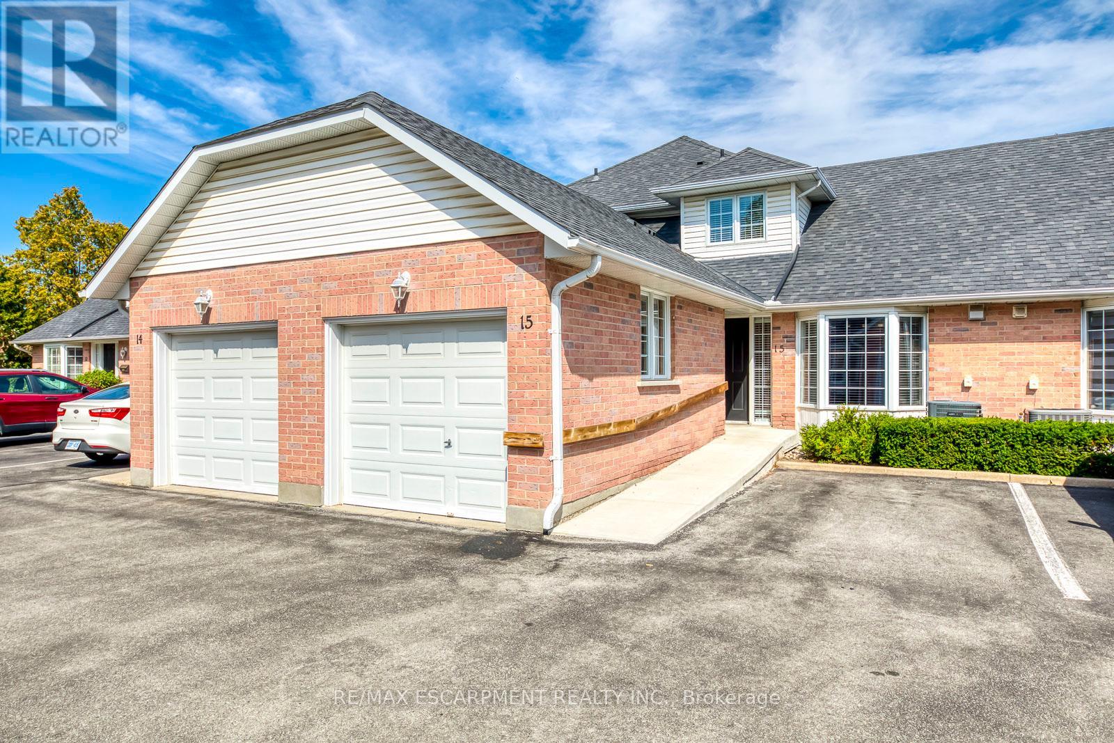 15 - 2435 WOODWARD AVENUE, Burlington, Ontario