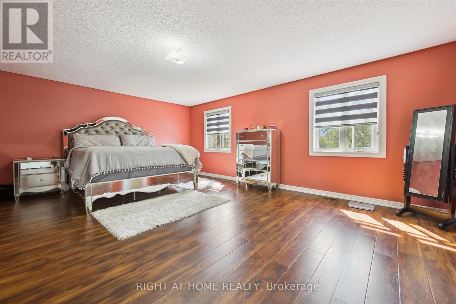 38 Cape Dorset Crescent, Brampton, Ontario  L6R 3L2 - Photo 12 - W12414098