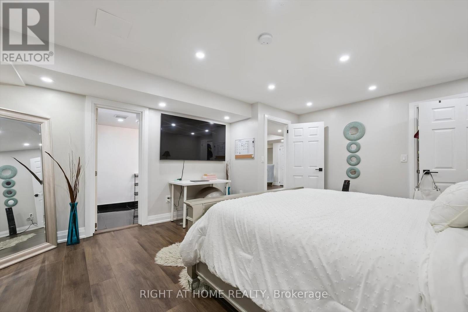 38 Cape Dorset Crescent, Brampton, Ontario  L6R 3L2 - Photo 29 - W12414098