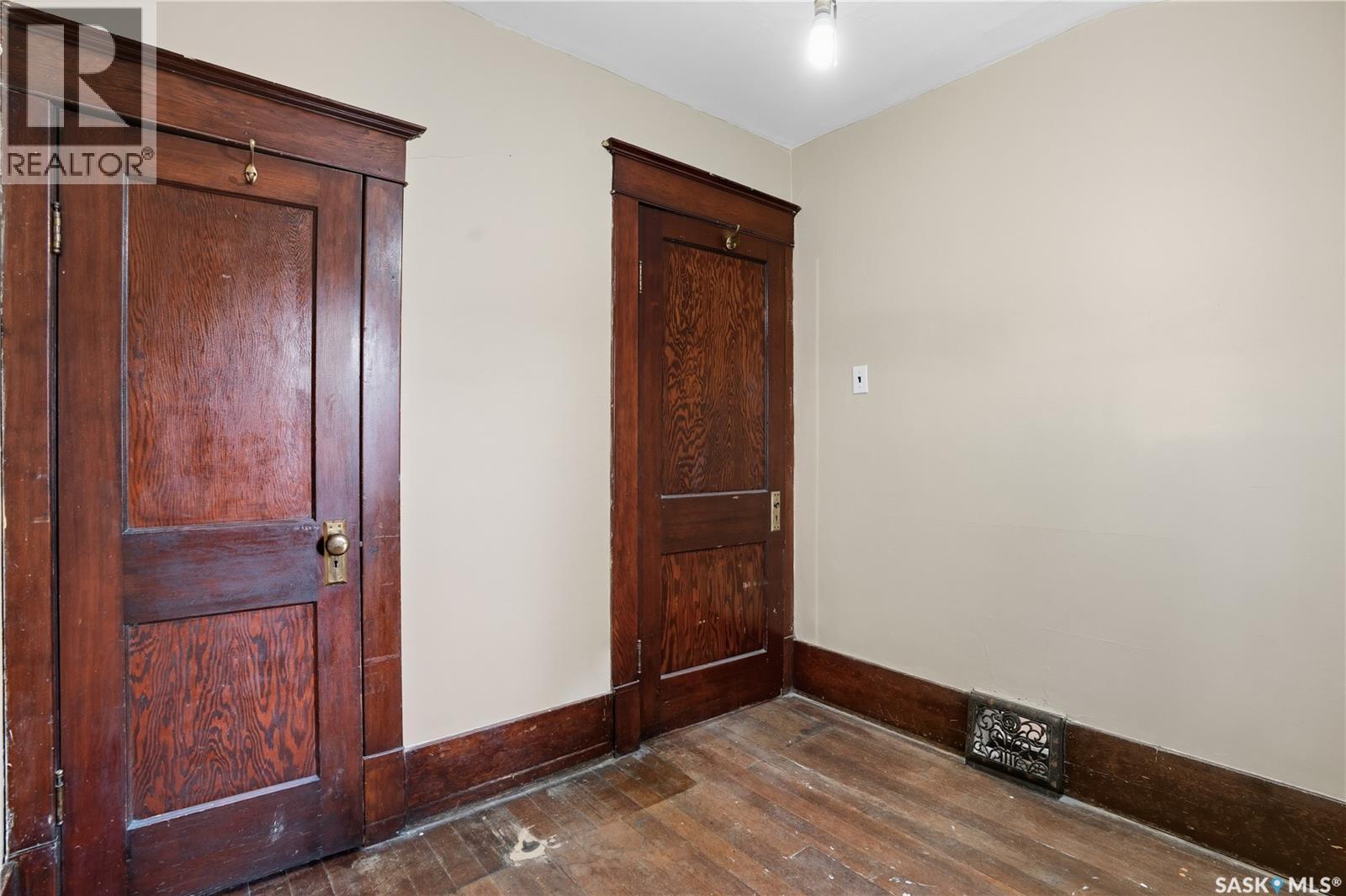 2327 Toronto Street, Regina, Saskatchewan  S4P 1N7 - Photo 19 - SK018734