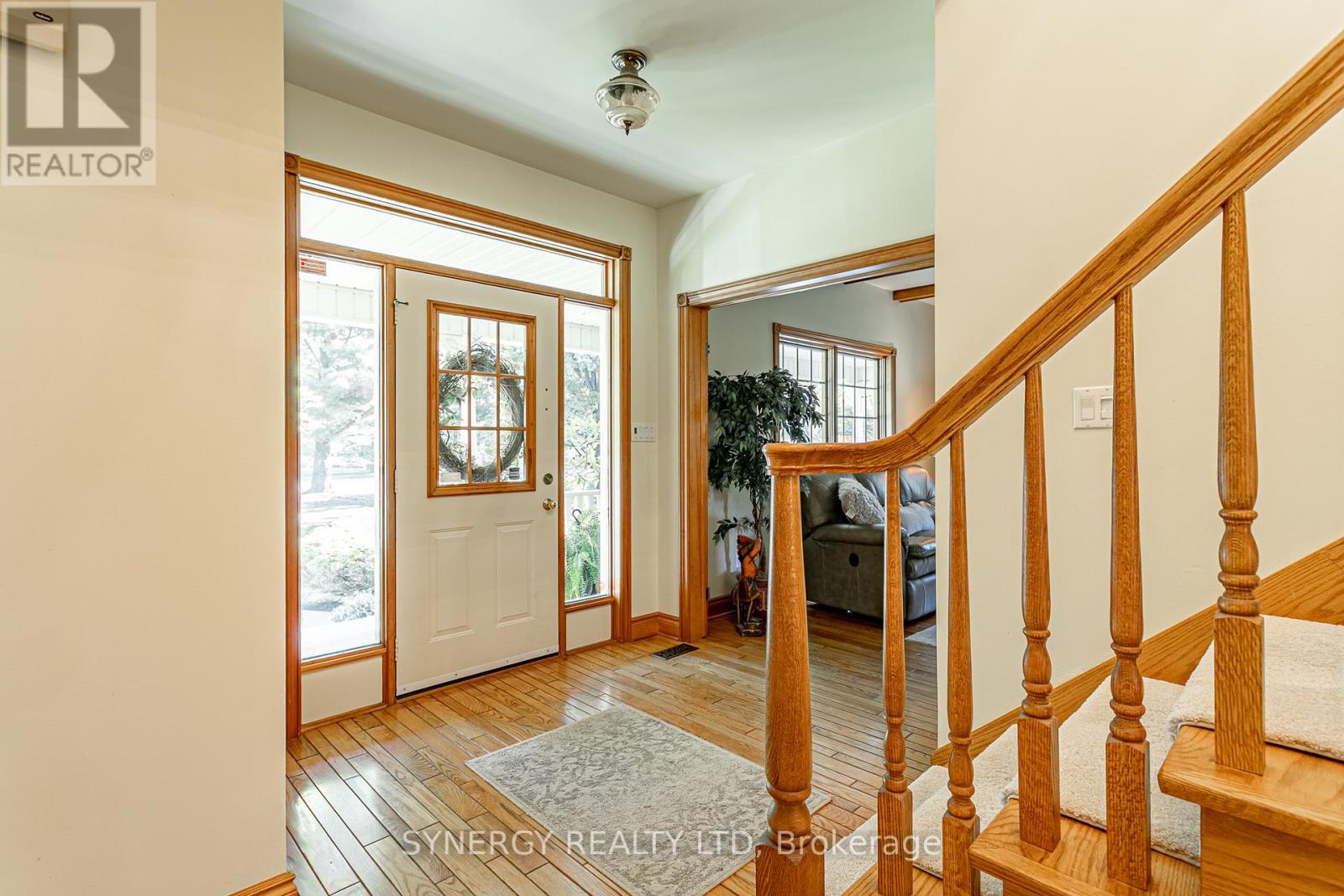 1 Lansdowne Park Crescent, Middlesex Centre, Ontario  N0L 1R0 - Photo 10 - X12414146
