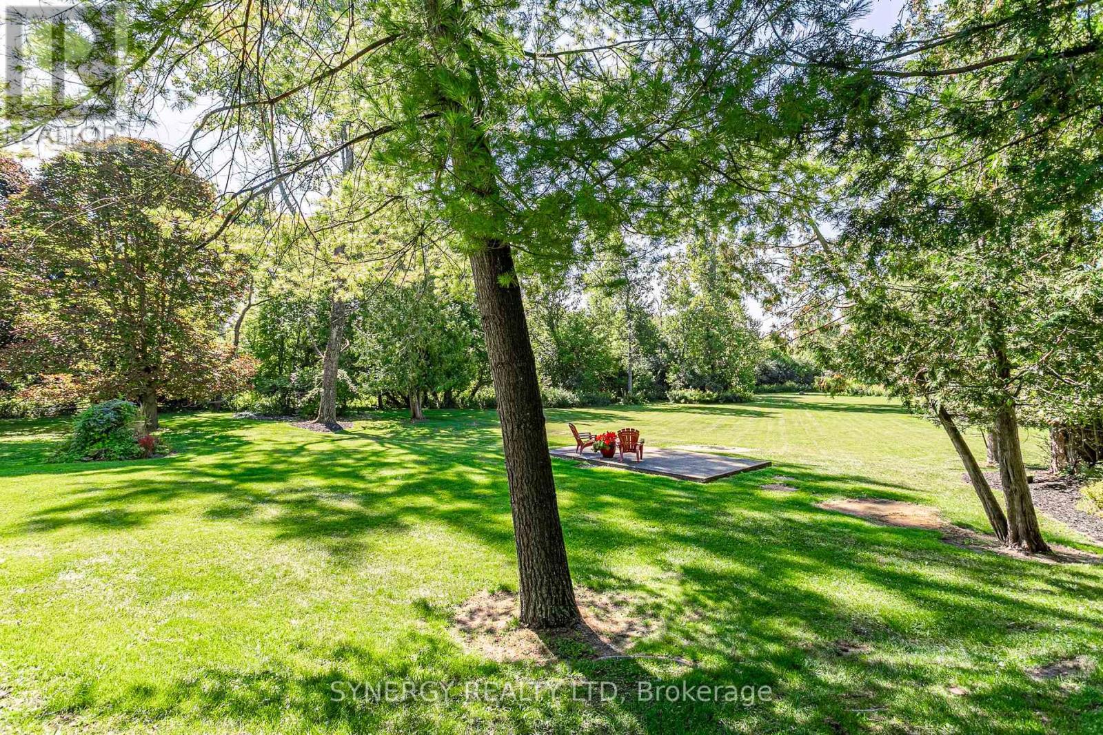1 Lansdowne Park Crescent, Middlesex Centre, Ontario  N0L 1R0 - Photo 40 - X12414146