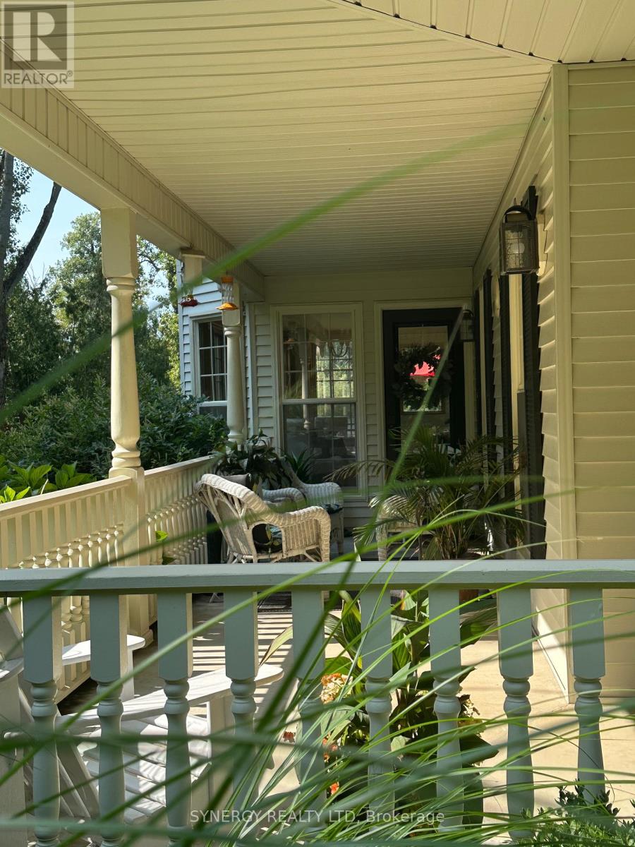 1 Lansdowne Park Crescent, Middlesex Centre, Ontario  N0L 1R0 - Photo 49 - X12414146