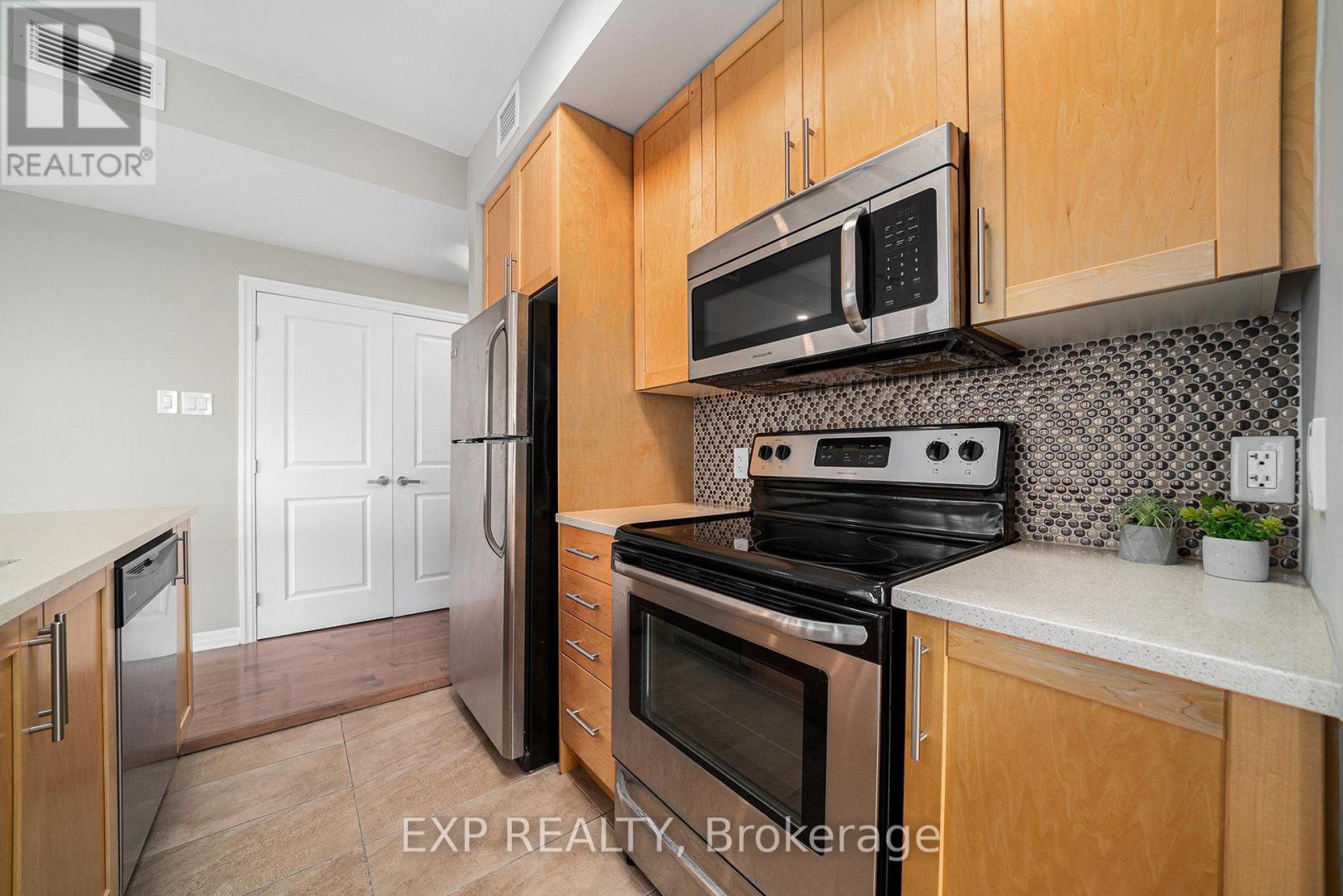 2509 - 242 Rideau Street, Ottawa, Ontario  K1N 0B7 - Photo 9 - X12414131