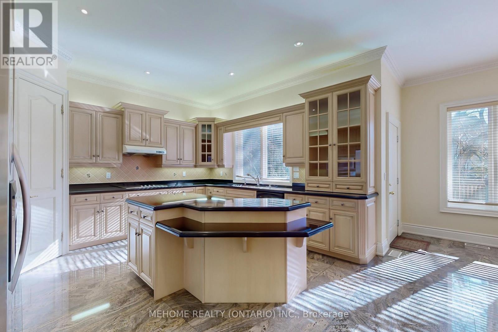 361 Spring Garden Avenue, Toronto, Ontario  M2N 3H4 - Photo 11 - C12414128