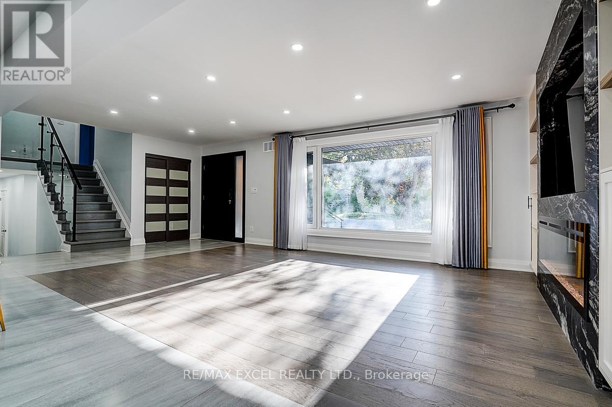9 Oakcrest Avenue, Markham, Ontario  L3R 2B9 - Photo 13 - N12414129