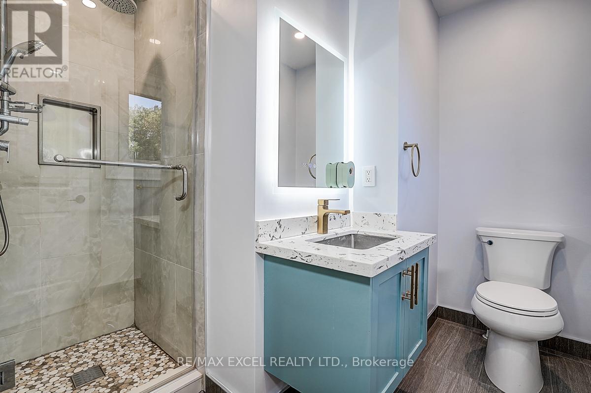 9 Oakcrest Avenue, Markham, Ontario  L3R 2B9 - Photo 32 - N12414129