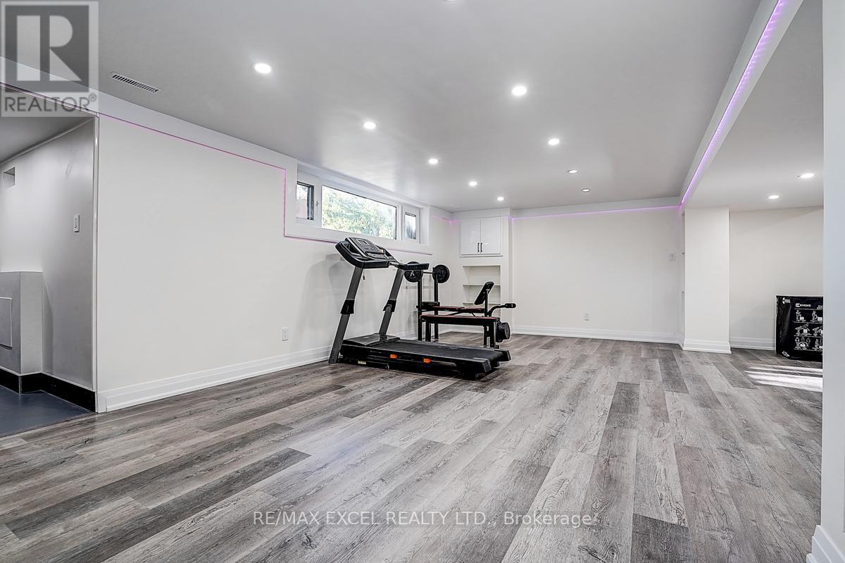 9 Oakcrest Avenue, Markham, Ontario  L3R 2B9 - Photo 41 - N12414129