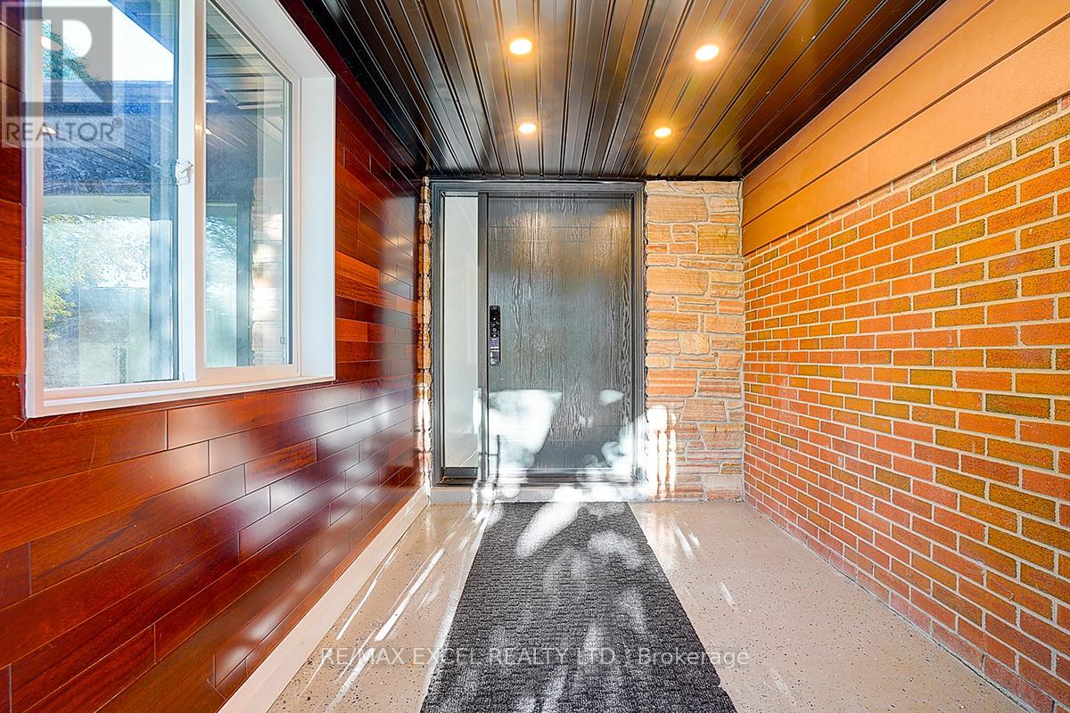 9 Oakcrest Avenue, Markham, Ontario  L3R 2B9 - Photo 9 - N12414129