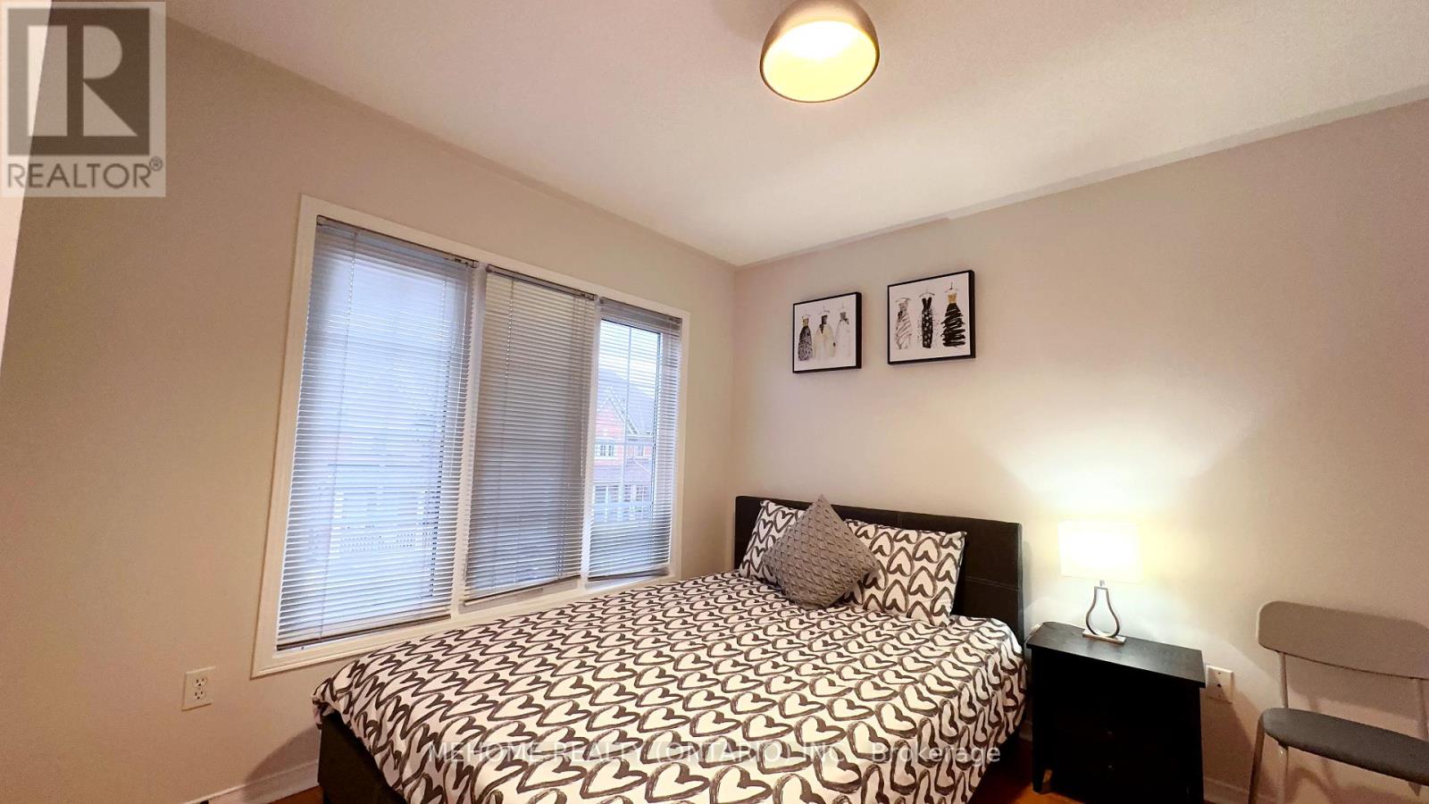 15 Catherina Street, Markham (Berczy), Ontario  L6C 2L6 - Photo 19 - N12414141