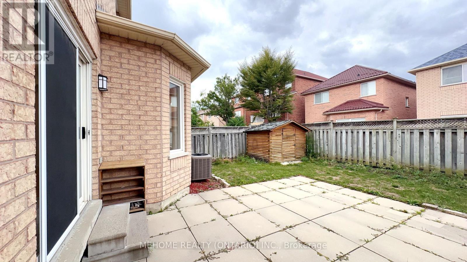 15 Catherina Street, Markham (Berczy), Ontario  L6C 2L6 - Photo 28 - N12414141