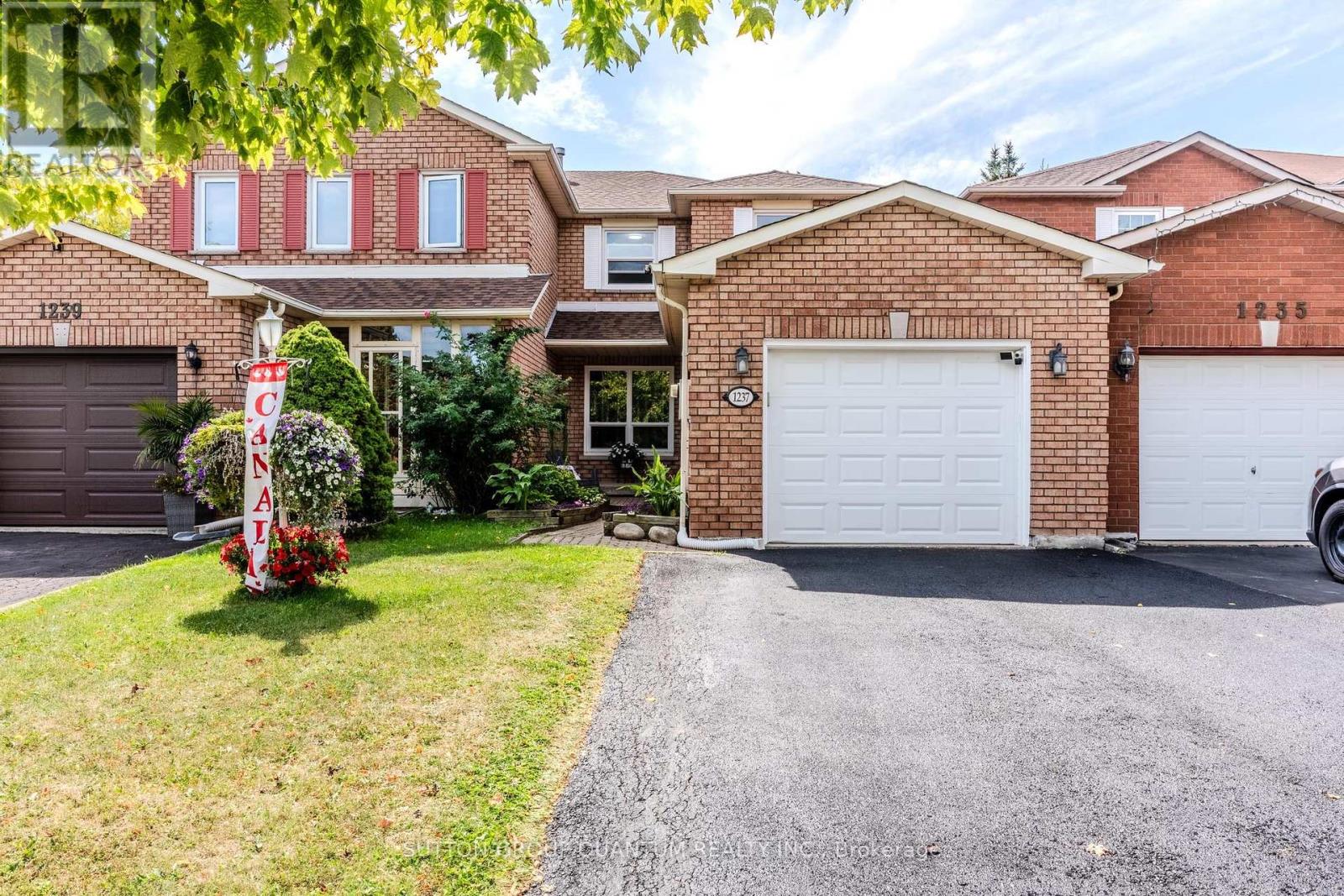 1237 Blackburn Drive, Oakville, Ontario  L6M 2W5 - Photo 1 - W12414134