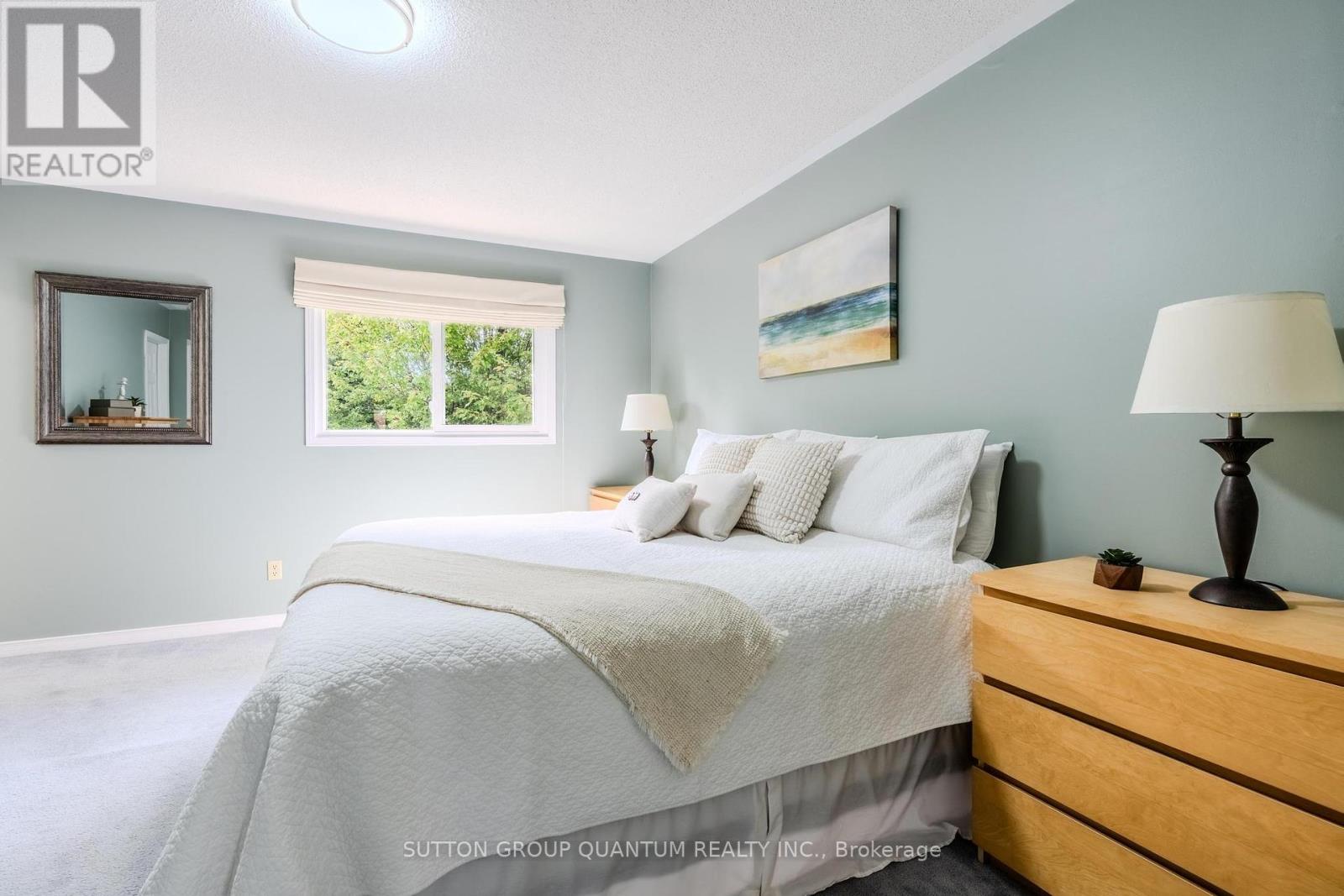 1237 Blackburn Drive, Oakville, Ontario  L6M 2W5 - Photo 22 - W12414134