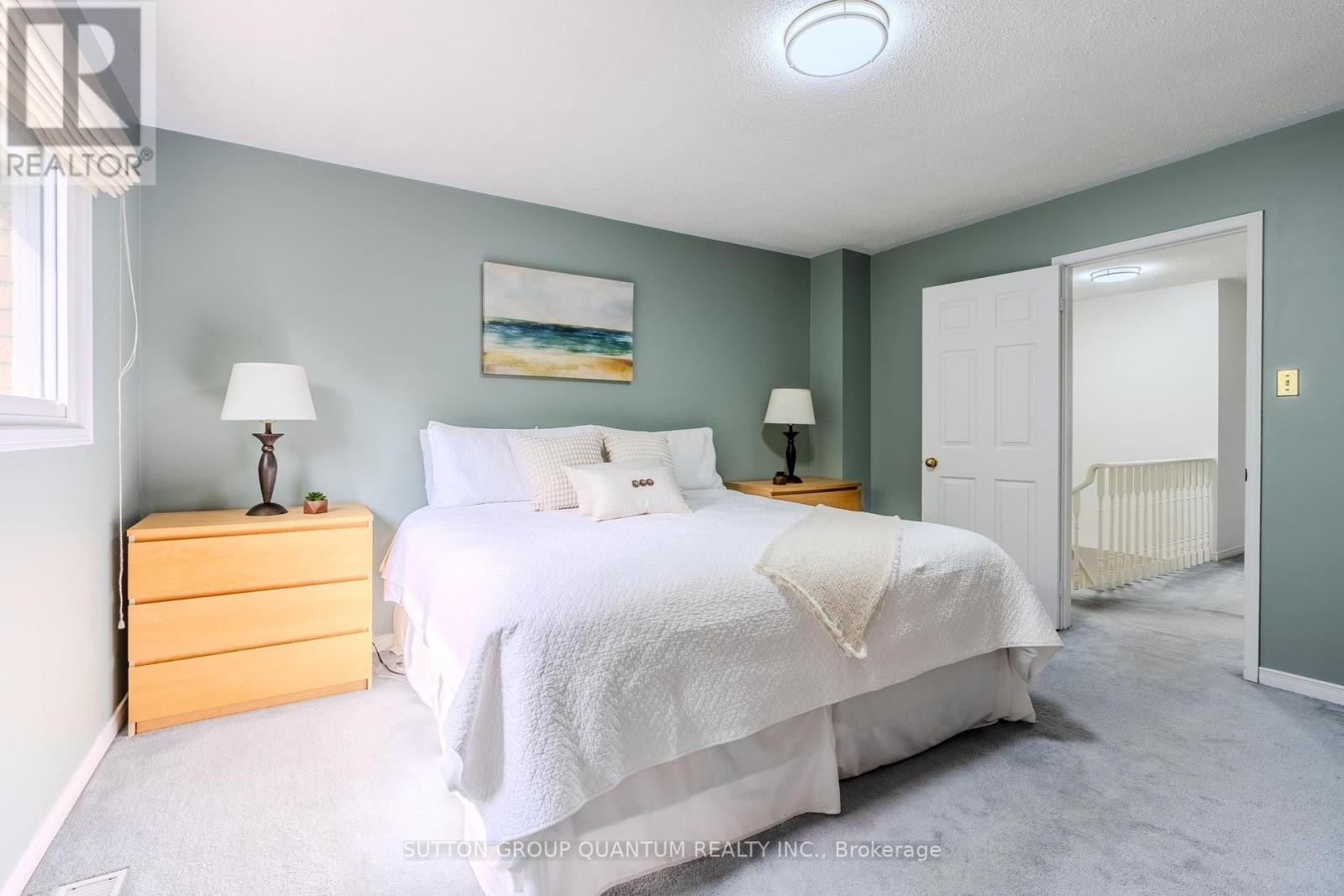 1237 Blackburn Drive, Oakville, Ontario  L6M 2W5 - Photo 24 - W12414134