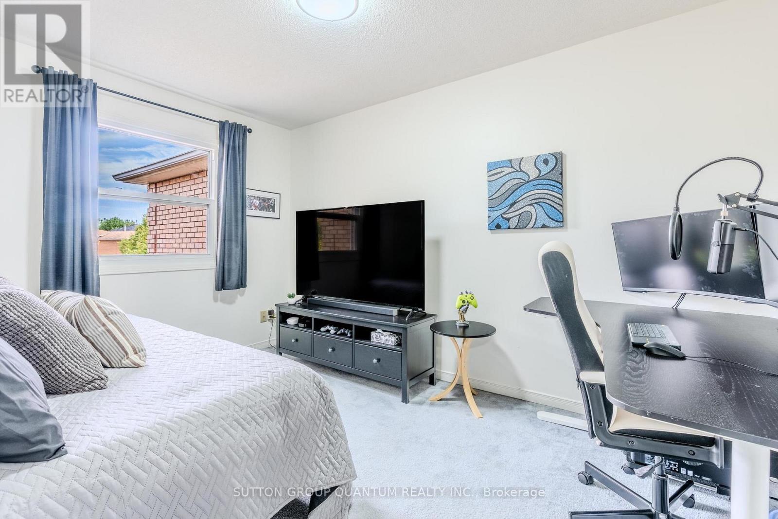 1237 Blackburn Drive, Oakville, Ontario  L6M 2W5 - Photo 28 - W12414134