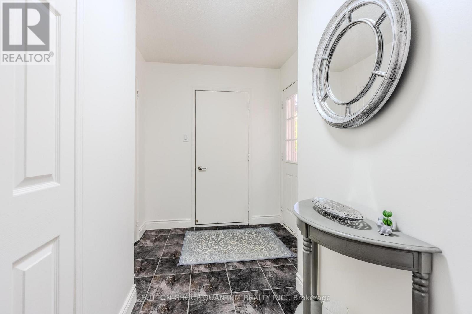 1237 Blackburn Drive, Oakville, Ontario  L6M 2W5 - Photo 3 - W12414134