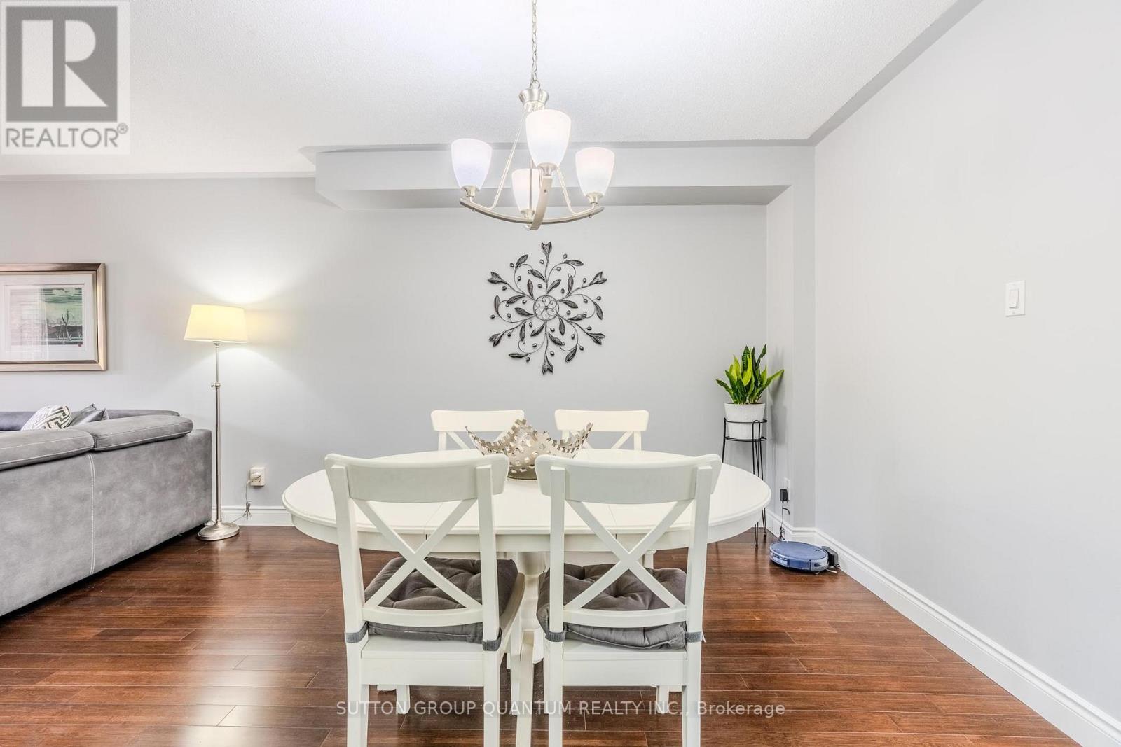 1237 Blackburn Drive, Oakville, Ontario  L6M 2W5 - Photo 8 - W12414134