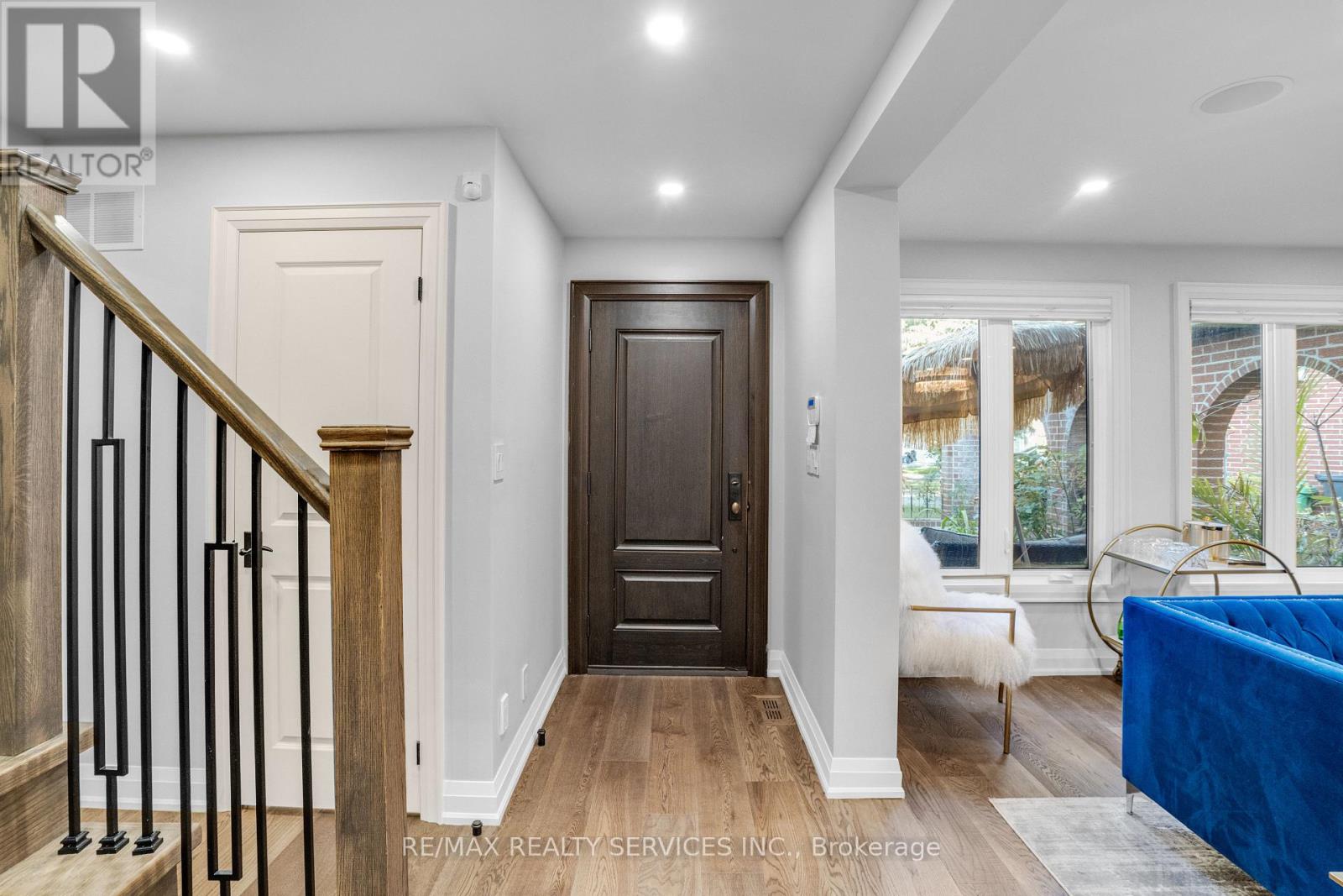 24 Marlow Place, Brampton, Ontario  L6S 2X3 - Photo 11 - W12414136