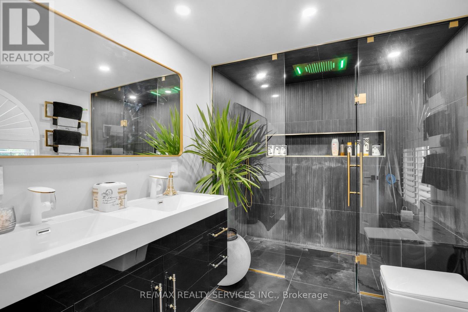 24 Marlow Place, Brampton, Ontario  L6S 2X3 - Photo 31 - W12414136