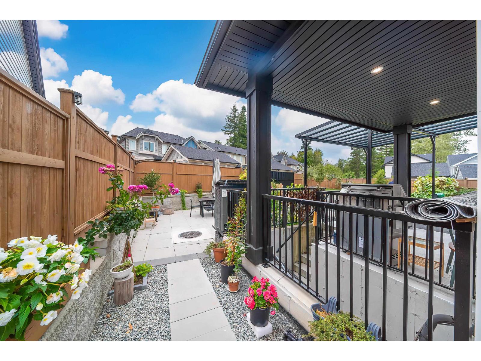 20434 76a Avenue, Langley, British Columbia  V2Y 3T1 - Photo 5 - R3048645