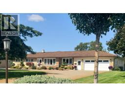 353 Seacliff DRIVE West, Leamington, Ontario