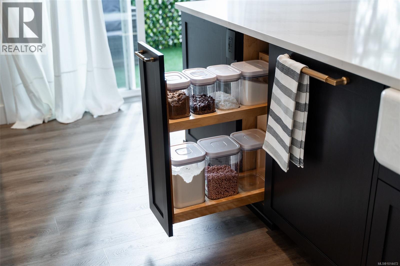 4 4583 Wilkinson Rd, Saanich, British Columbia V8Z 5C3 - Photo 19 - 1014472