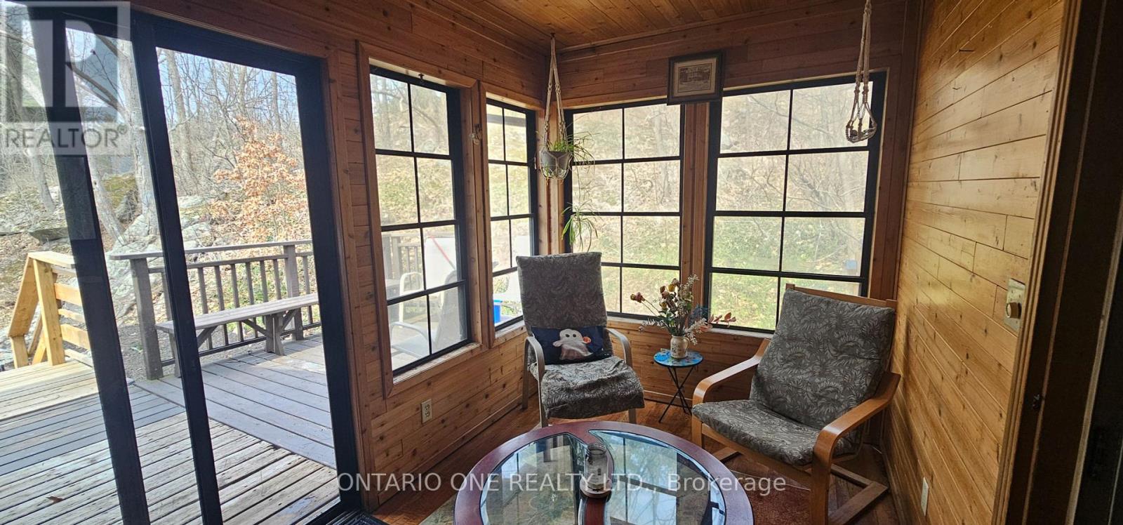 1045 Cowbell Lane, Gravenhurst, Ontario  P0E 1N0 - Photo 17 - X12414185