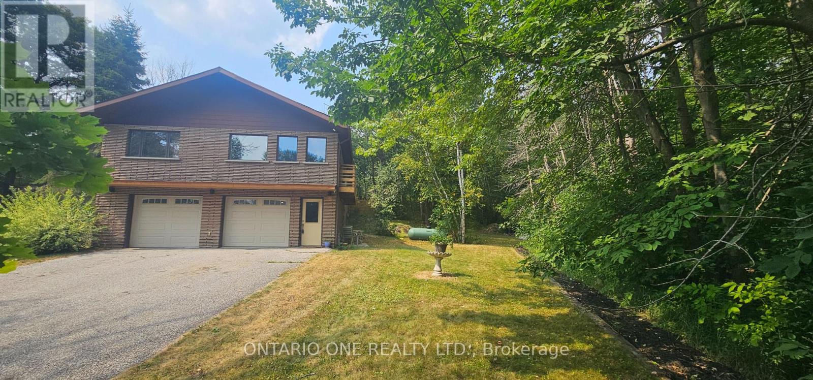 1045 Cowbell Lane, Gravenhurst, Ontario  P0E 1N0 - Photo 26 - X12414185