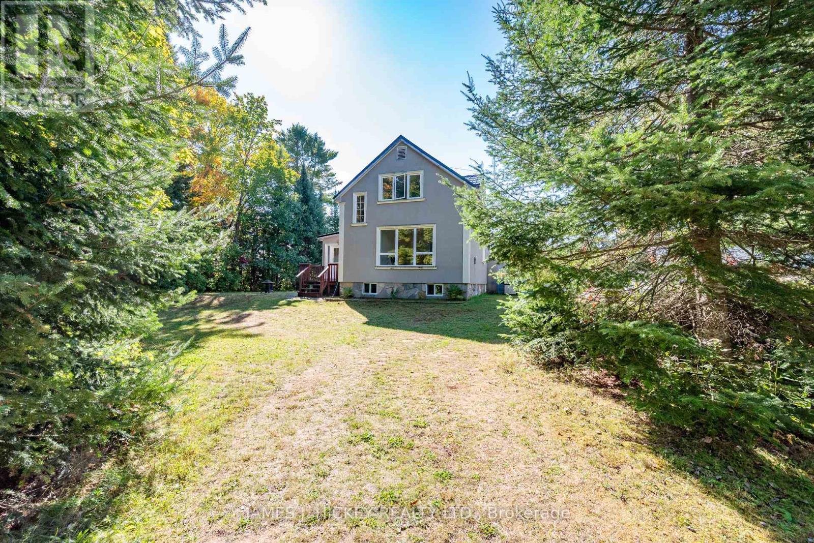 37091 Highway 17 Highway, Laurentian Hills, Ontario  K0J 2H0 - Photo 3 - X12413671