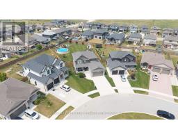 25 HARDY COURT, Lucan Biddulph, Ontario