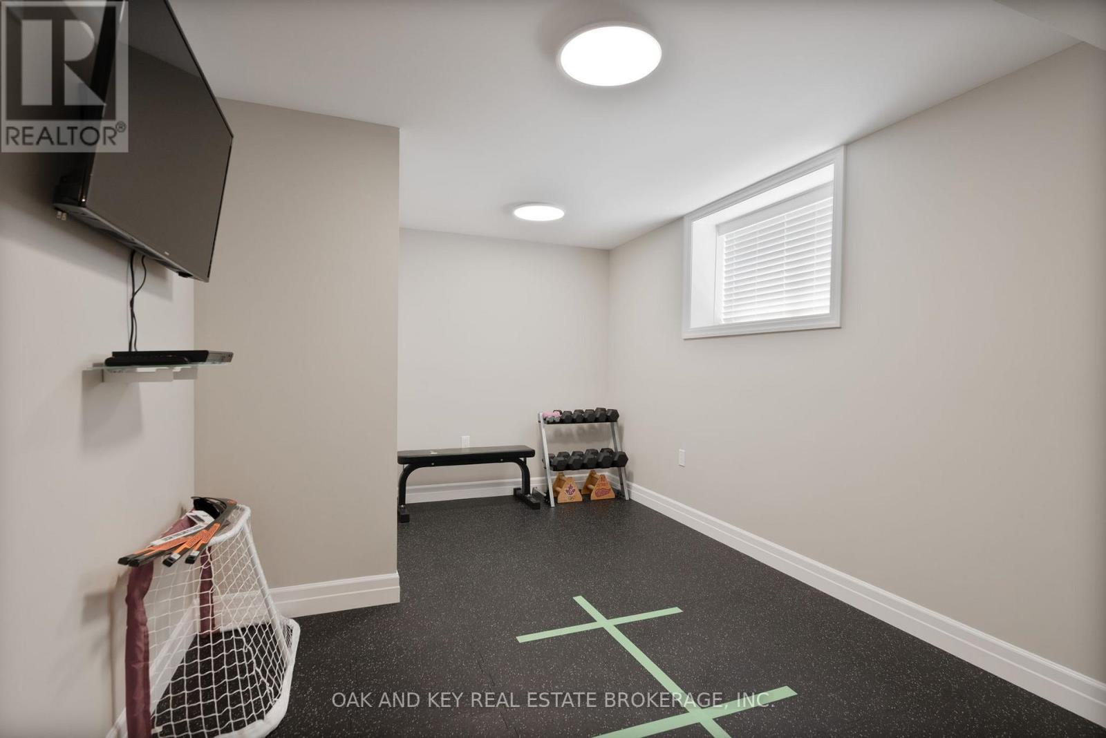 25 Hardy Court, Lucan Biddulph, Ontario  N0M 2J0 - Photo 31 - X12329963