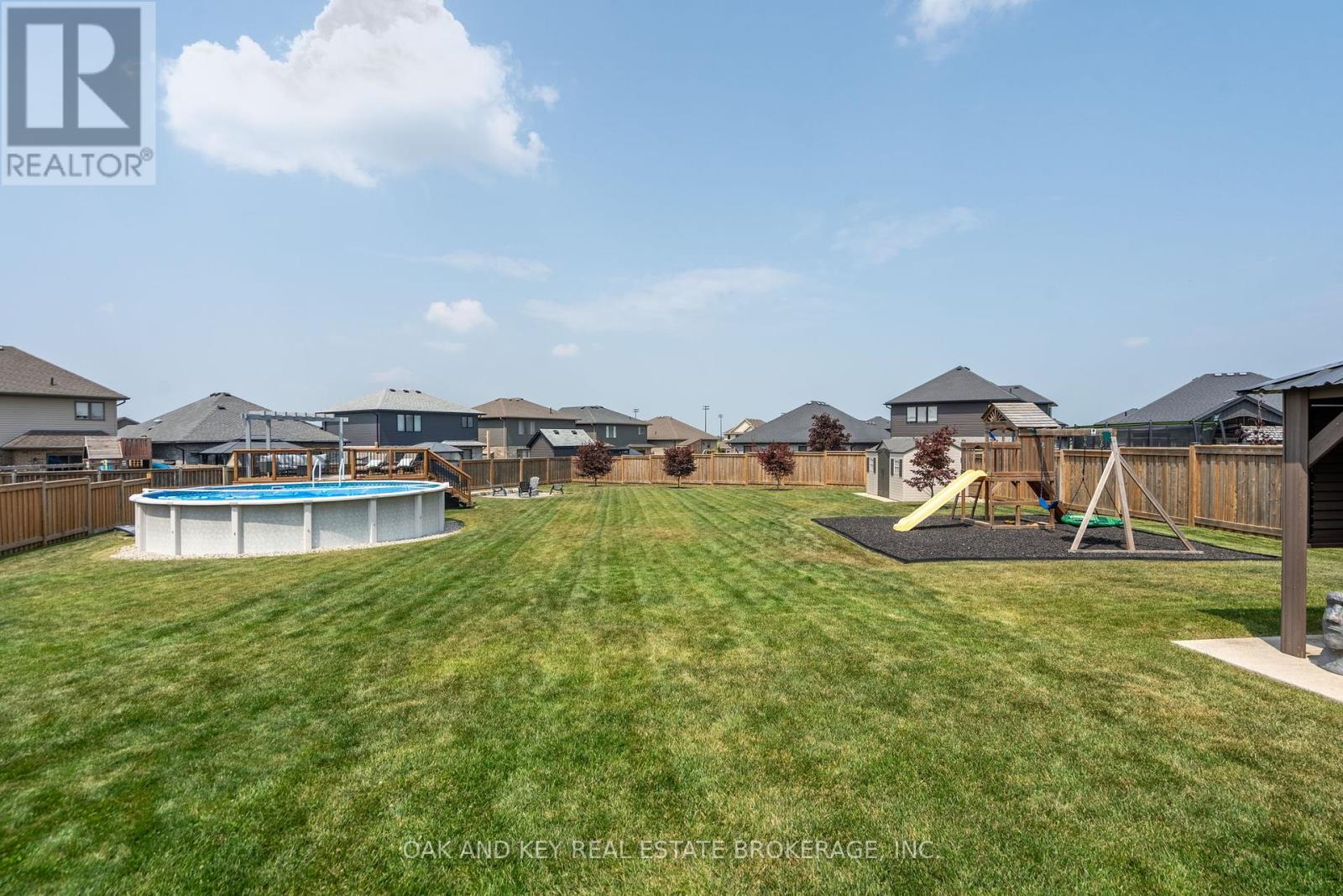 25 Hardy Court, Lucan Biddulph, Ontario  N0M 2J0 - Photo 39 - X12329963