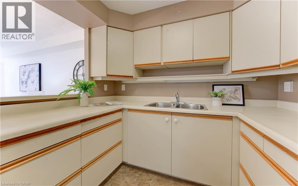 1414 King Street E Unit# 405, Kitchener, Ontario  N2G 4T8 - Photo 9 - 40767853