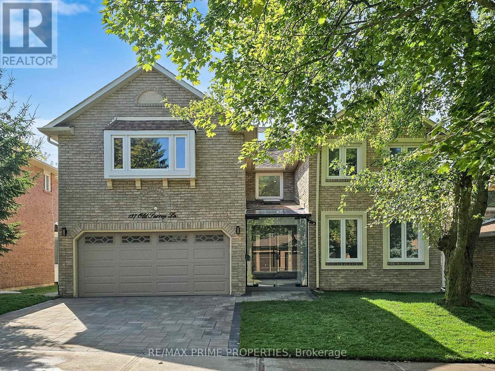137 Old Surrey Lane, Richmond Hill, Ontario  L4C 6R9 - Photo 2 - N12412201