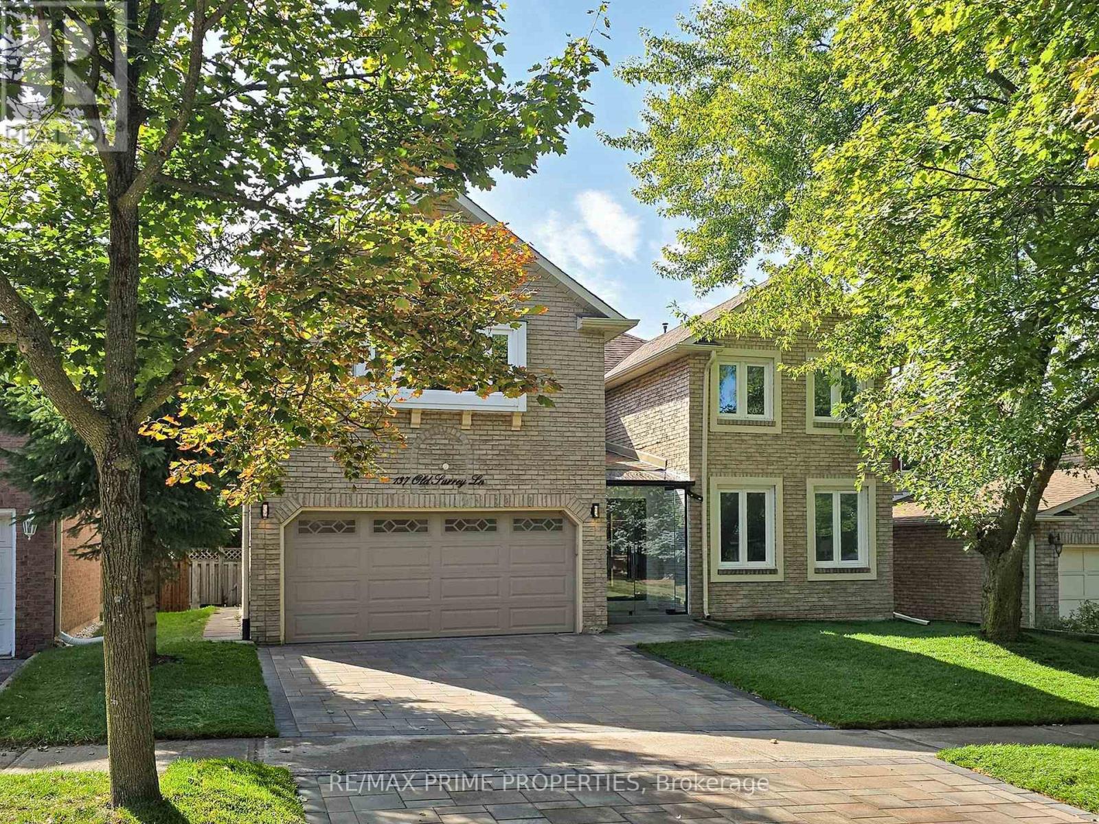 137 Old Surrey Lane, Richmond Hill, Ontario  L4C 6R9 - Photo 3 - N12412201