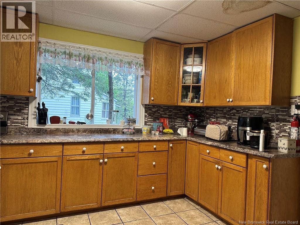 15 Cedar Street, Mcadam, New Brunswick  E6J 1V5 - Photo 2 - NB127004